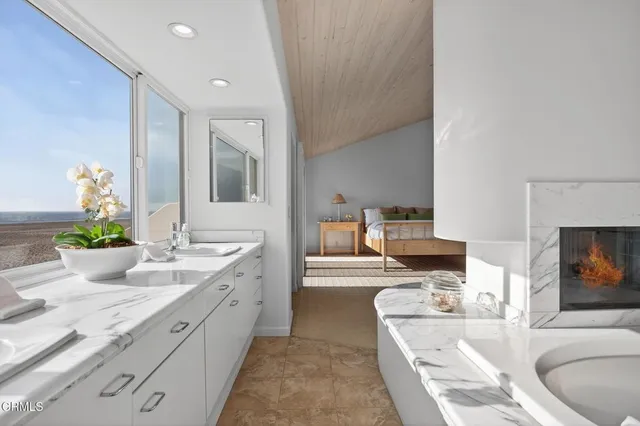 $3,895,000 | 4169 Ocean Drive, Oxnard, CA 93035