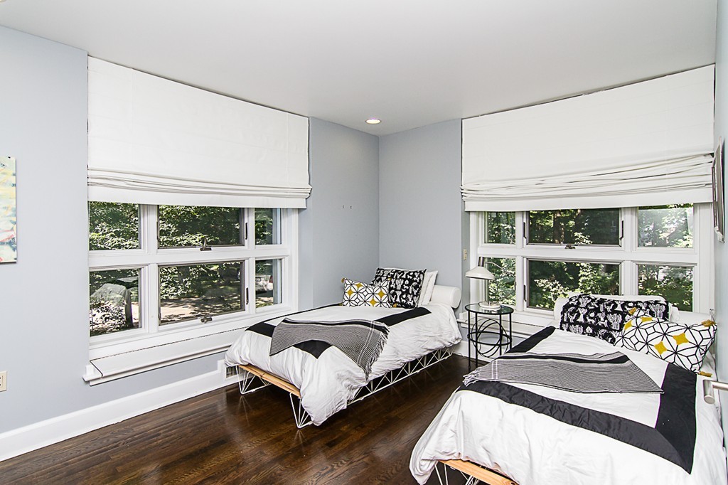 160 Granite Street Medfield, MA 02052 - Photo 10 of 30