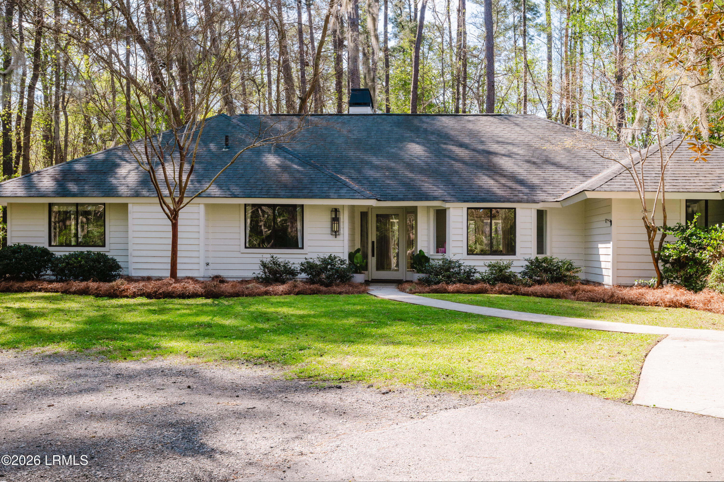 3 Deer Run Lane Bluffton, SC 29910 - Photo 1 of 26 Erica Ellis - 3 Deer Run Ln-40