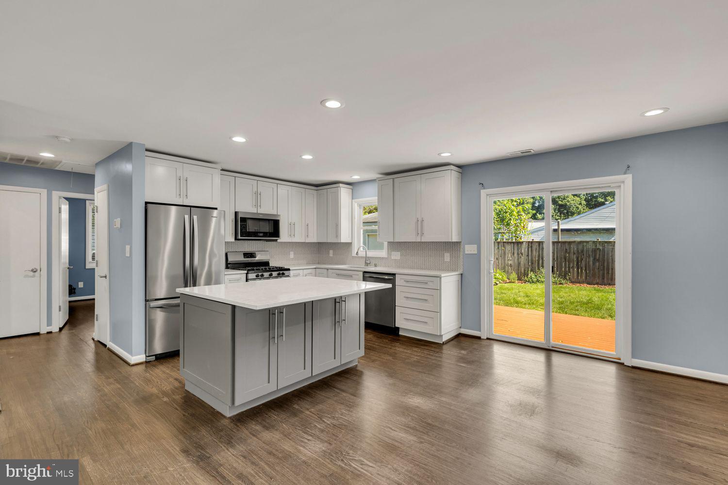 3913 Decatur Avenue Kensington, MD 20895 - Photo 5 of 17