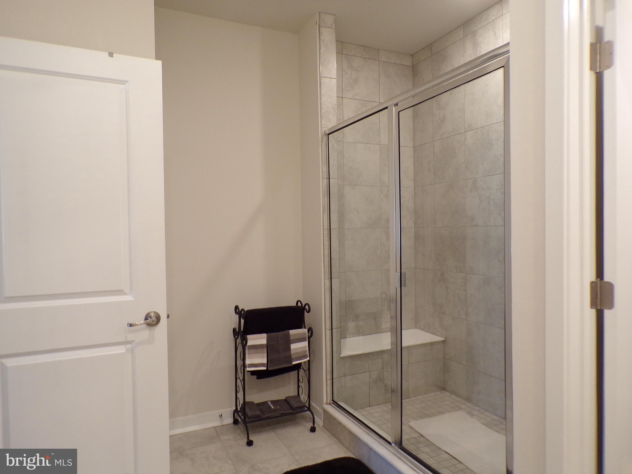 51 Bridge Boulevard Mount Holly, NJ 08060 - Photo 21 of 74 Spacious Bathroom