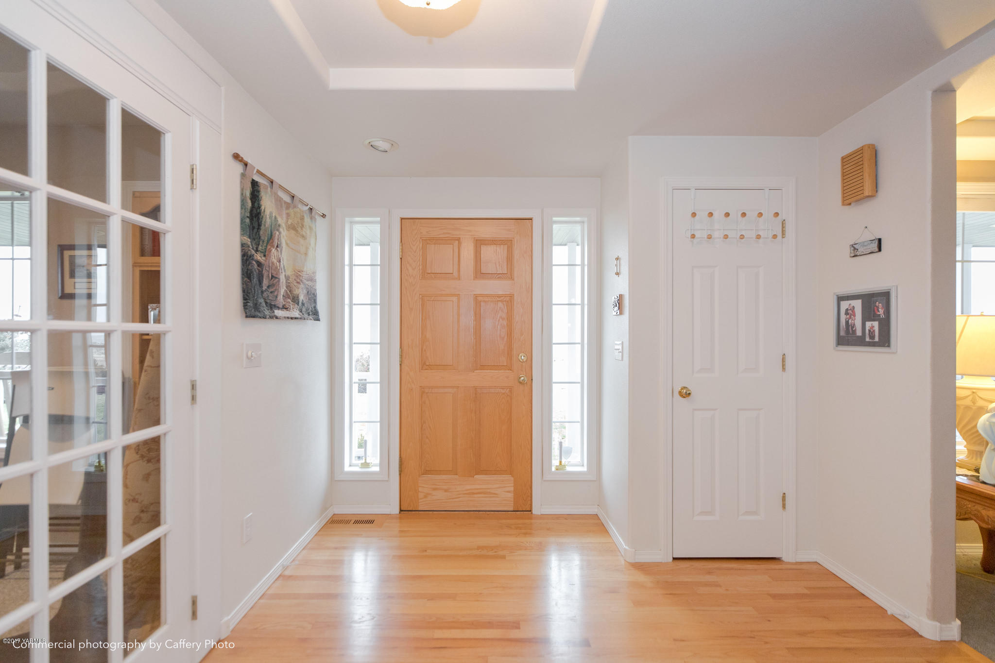 601 Hancock Road Cowiche, WA 98923 - Photo 2 of 28 a view of an entryway with wooden floor