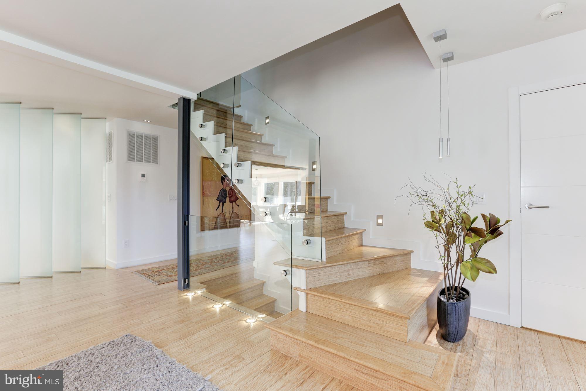 5020 Overlook Road Northwest Washington, DC 20016 - Photo 3 of 30 Interior (General)