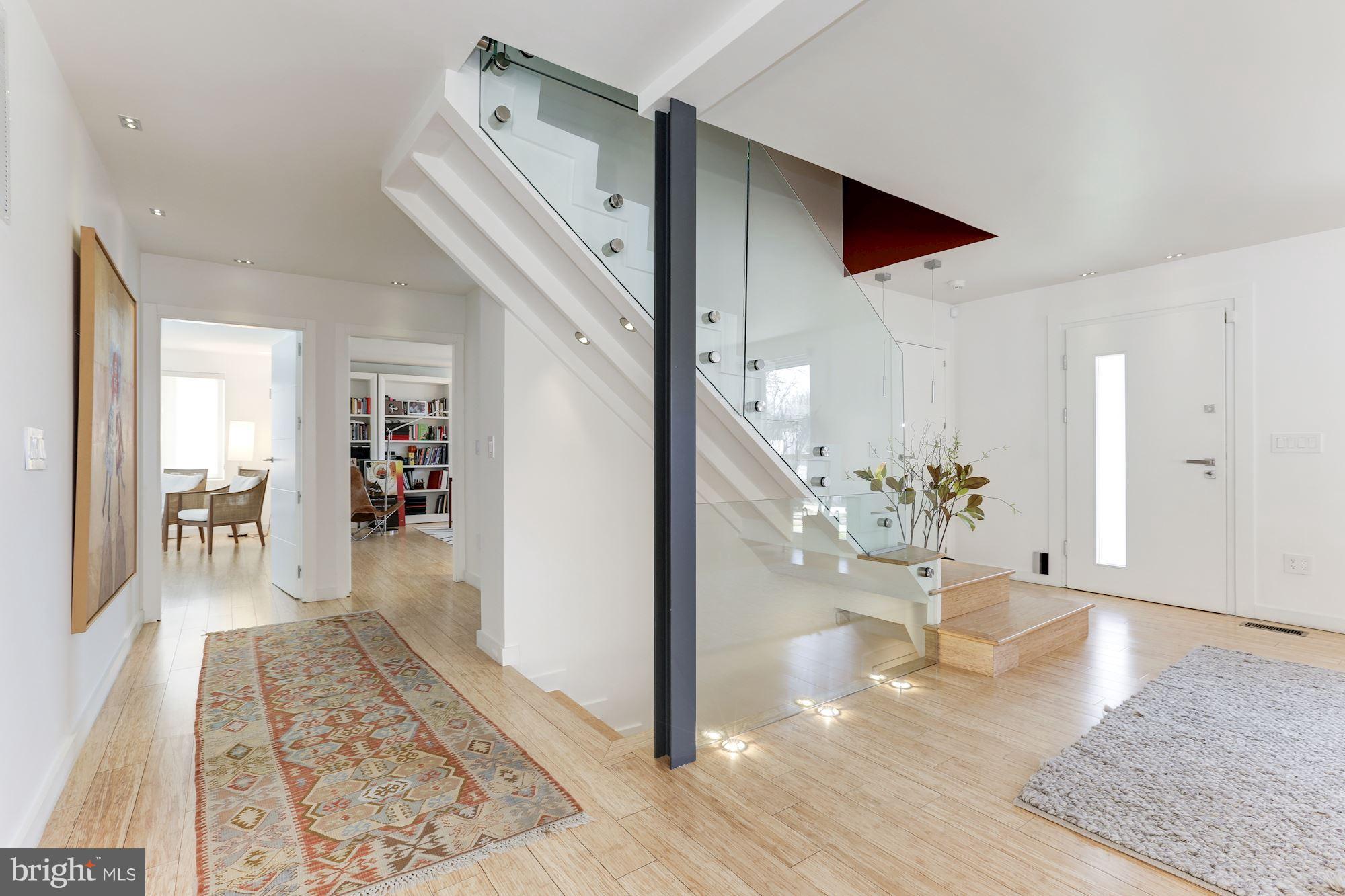 5020 Overlook Road Northwest Washington, DC 20016 - Photo 4 of 30 Interior (General)