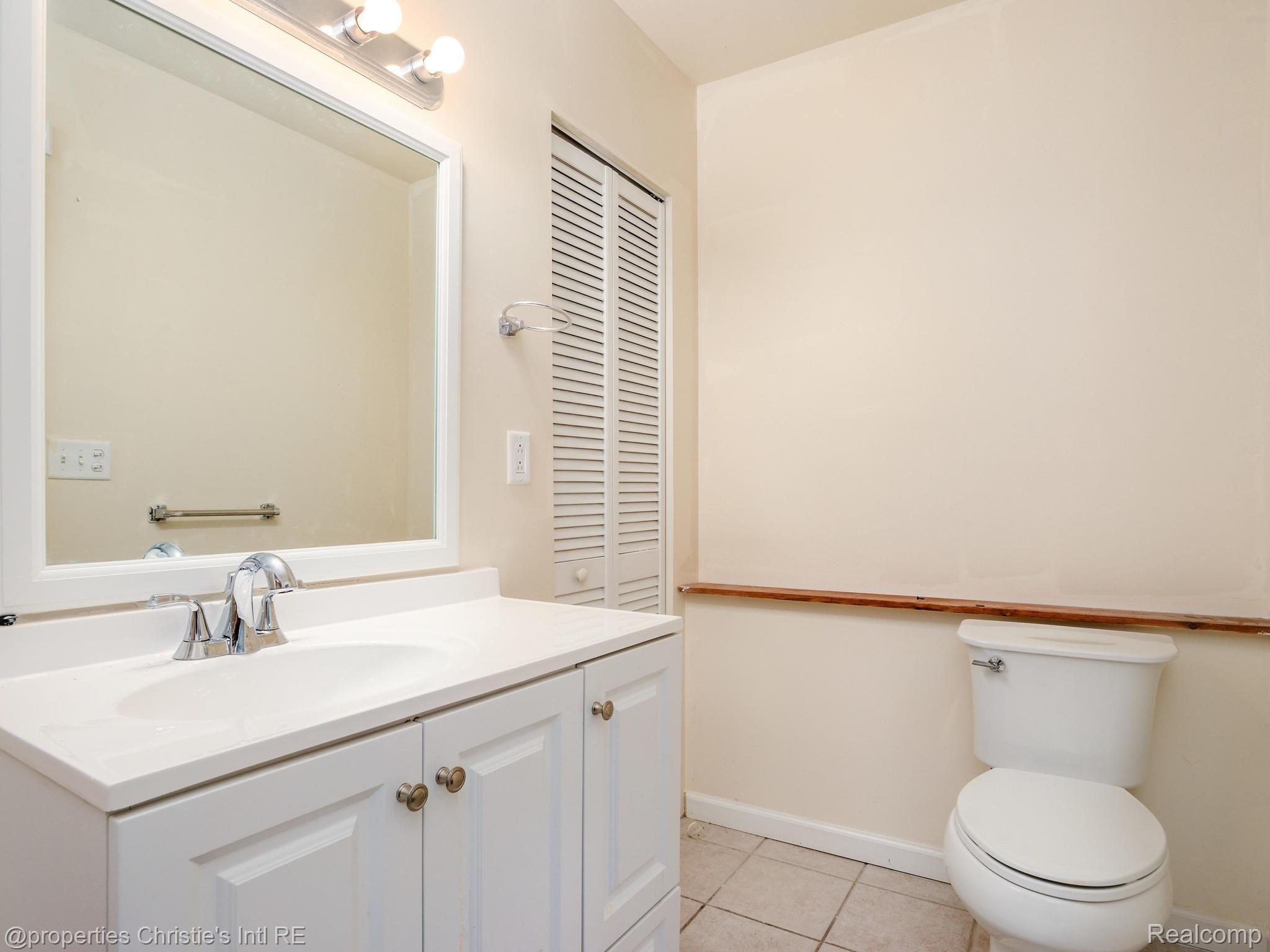 20944 Ridgemont Road Harper Woods, MI 48225 - Photo 21 of 23 20944 Ridgemont Rd Harper-002-001-20944 Ridgemont0002-MLS_Size.jpg