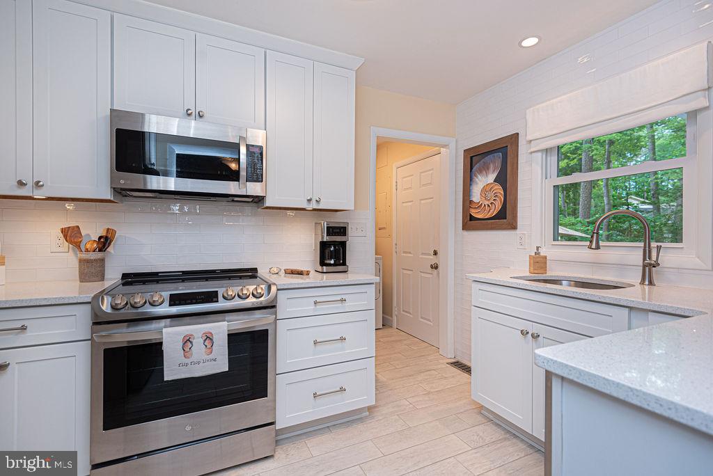 33 Falcon Bridge Road Ocean Pines, MD 21811 - Photo 19 of 71