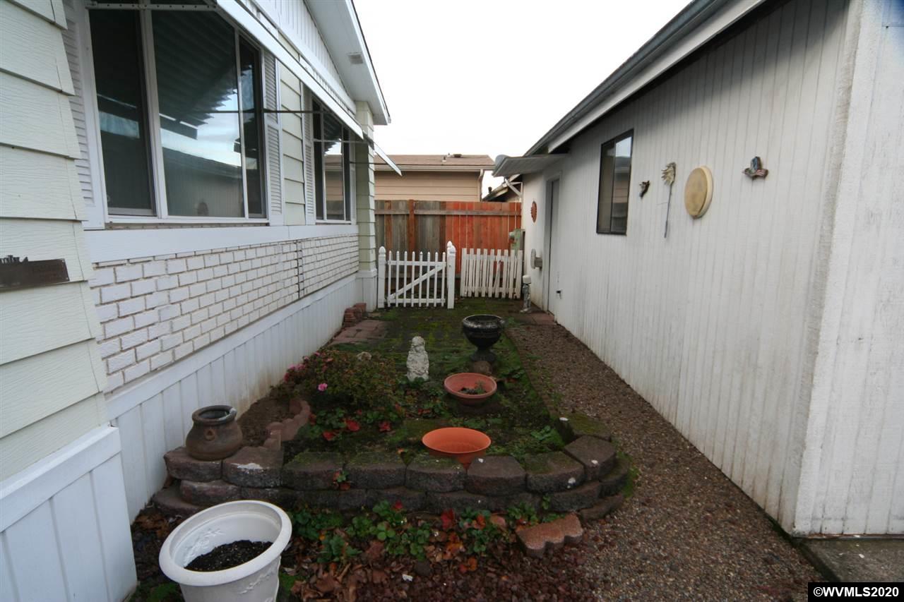 5355 River ( Road Keizer, OR 97303 - Photo 18 of 22