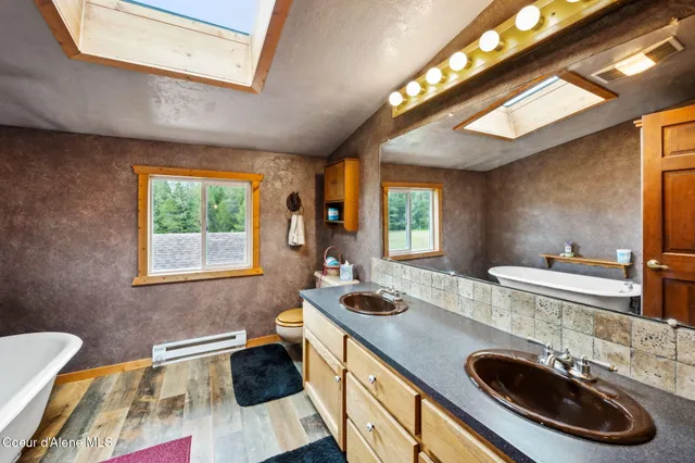 $889,000 | 457619 Highway 95, Careywood, ID 83809