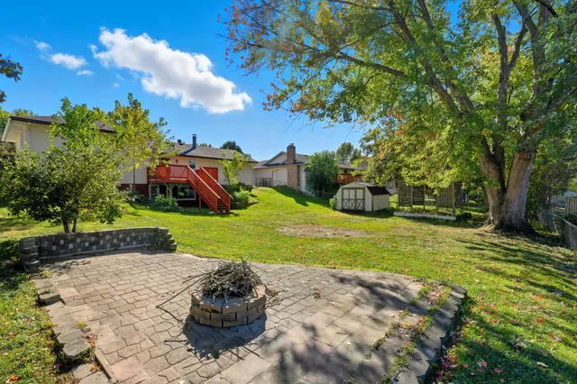 $250,000 | 8458 Ivywood Avenue South, Cottage Grove, MN 55016