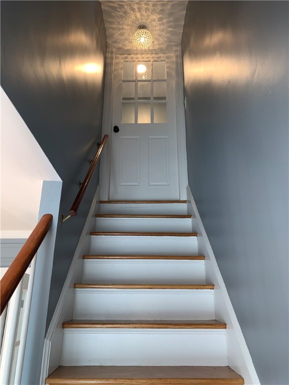 239 Rice Street Pawtucket, RI 02861 - Photo 24 of 26 Gallery Image 24