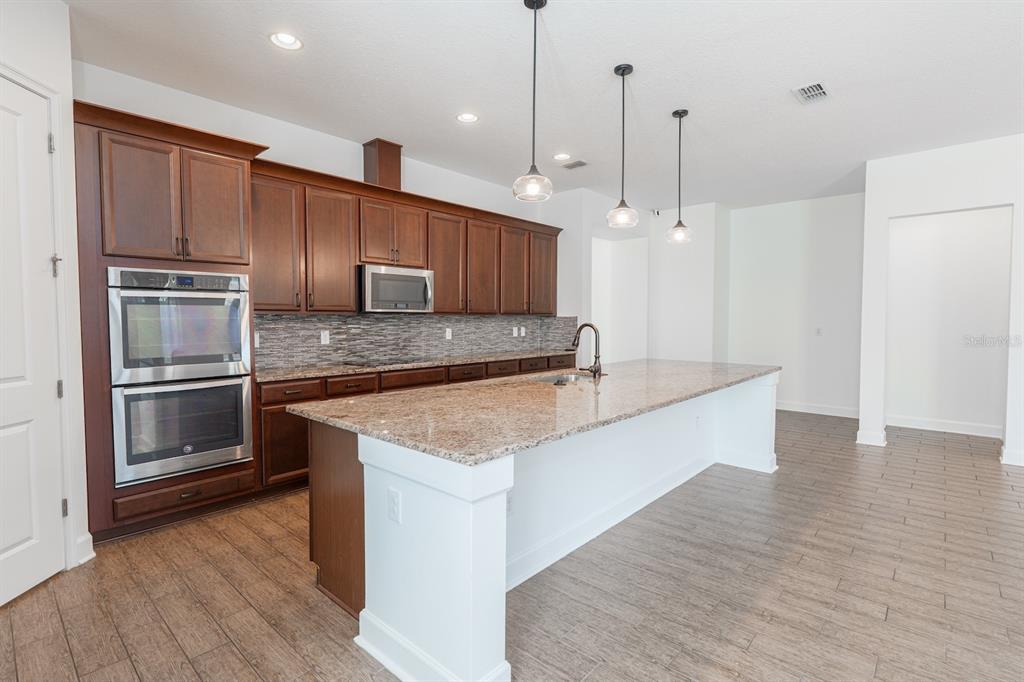 10667 Cardera Drive Riverview, FL 33578 - Photo 17 of 53