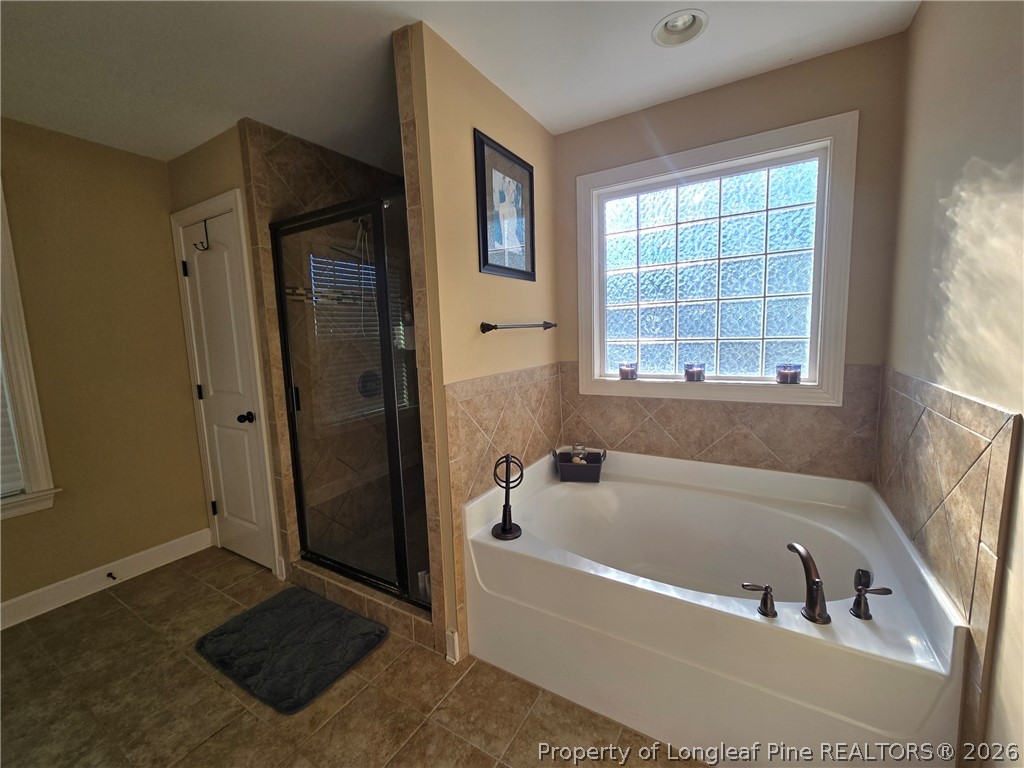 68 Heatherspring Way Spring Lake, NC 28390 - Photo 23 of 50 Primary Bathroom