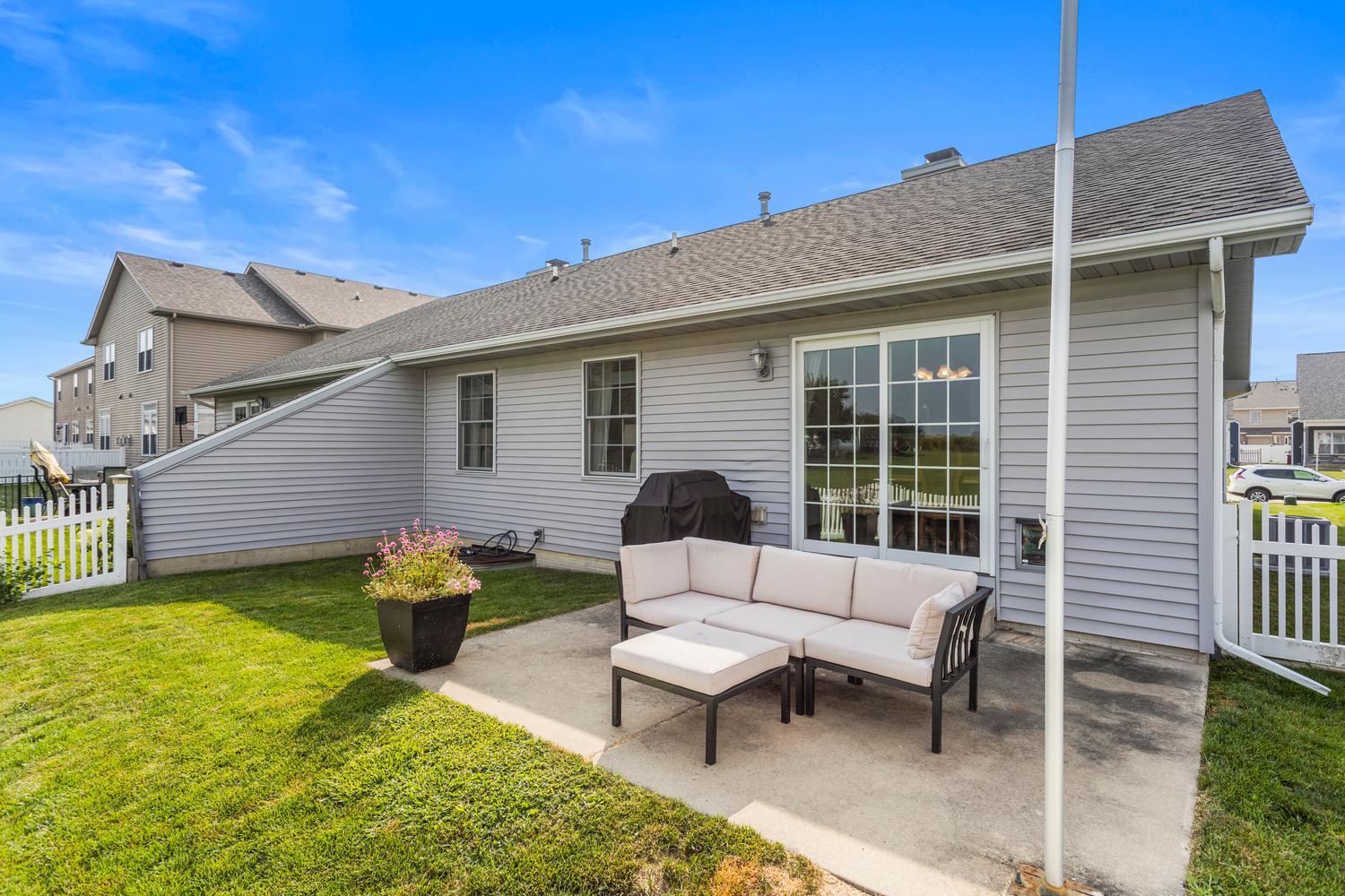 3412 Boulder Ridge Drive Champaign, IL 61822 - Photo 29 of 34 Gallery Image 29