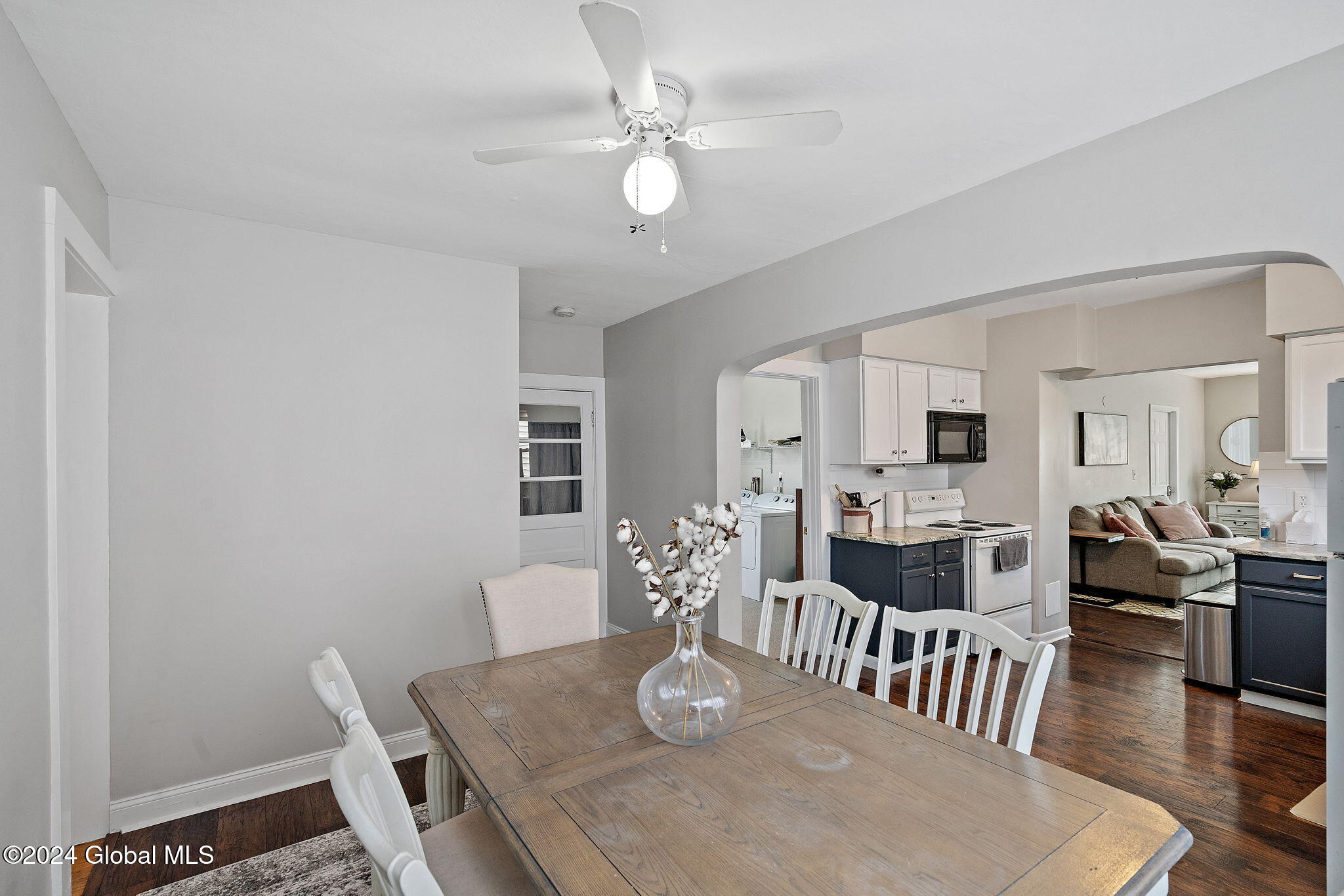 138 Russell Road Albany, NY 12203 - Photo 23 of 41 r16