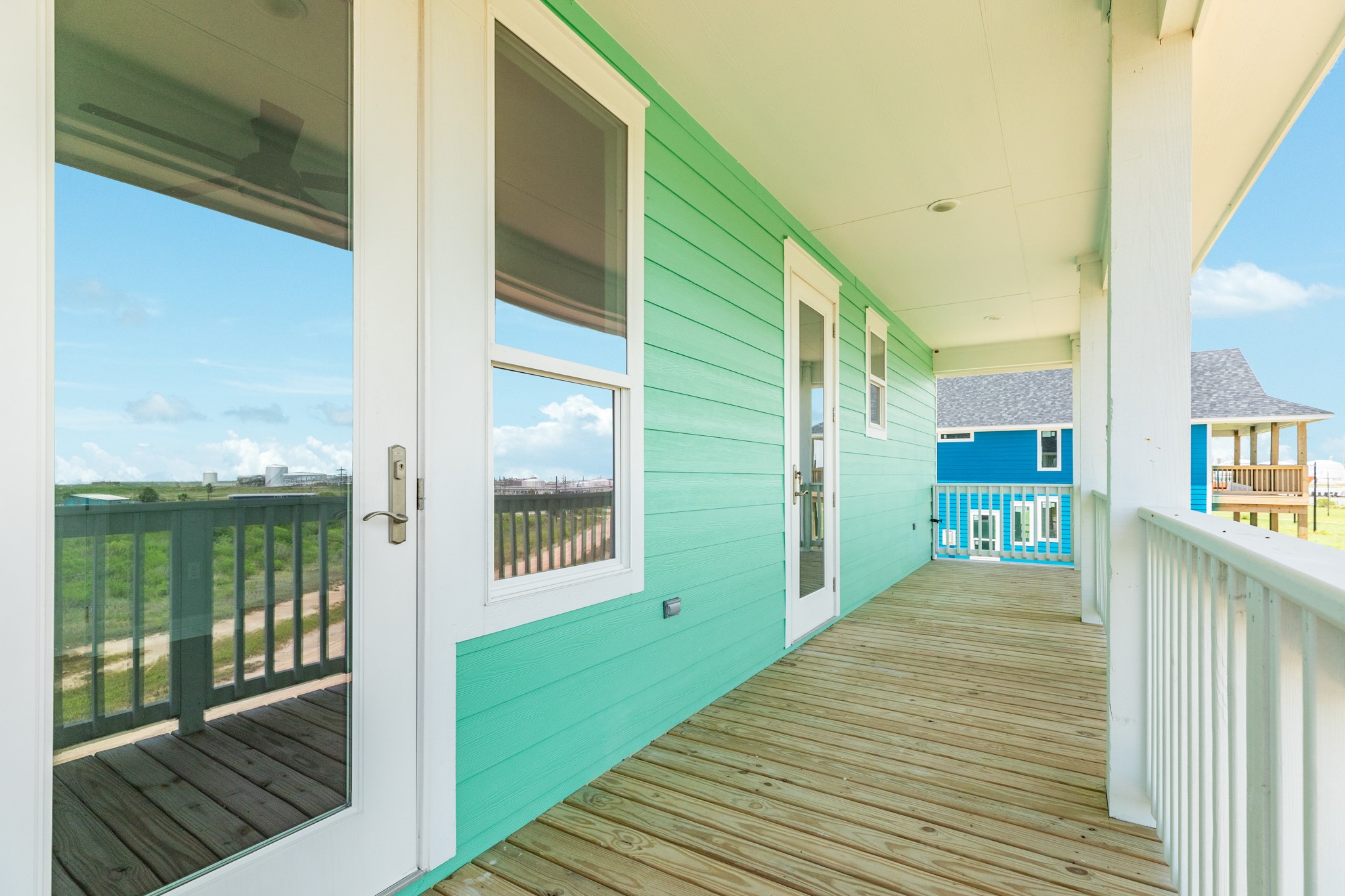 816 Coast Guard Drive Surfside Beach, TX 77541 - Photo 10 of 31