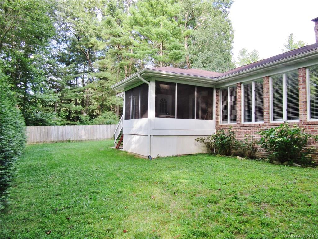 202 Thomas Road, Unit 13 Hendersonville, NC 28739 - Photo 19 of 24 Gallery Image 19