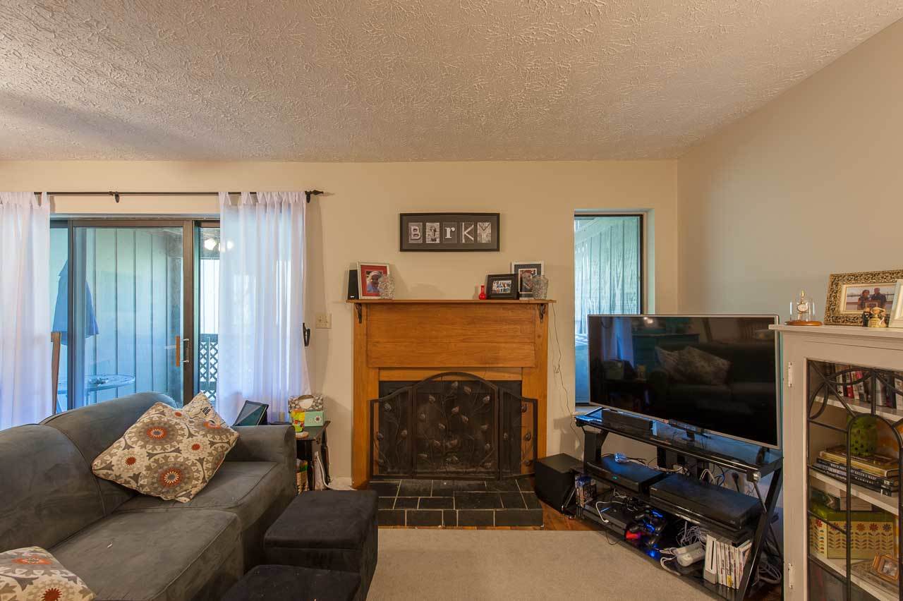 9036 South Pointe Ridge Lane, Unit 19 Bloomington, IN 47401 - Photo 11 of 27 Gallery Image 11