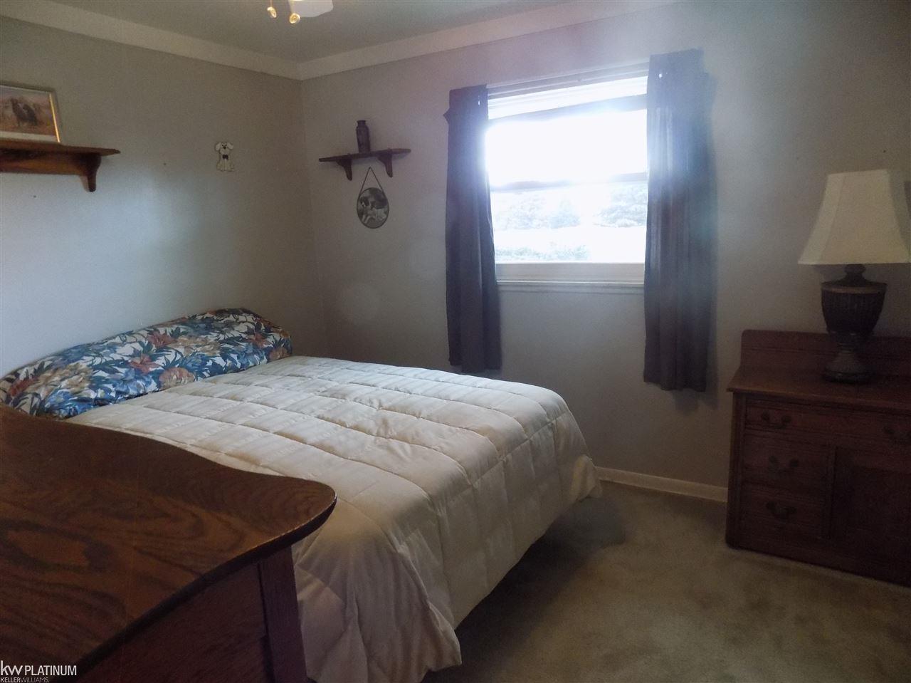 51156 Fairchild Road New Baltimore, MI 48051 - Photo 29 of 32 31341885-29.JPG