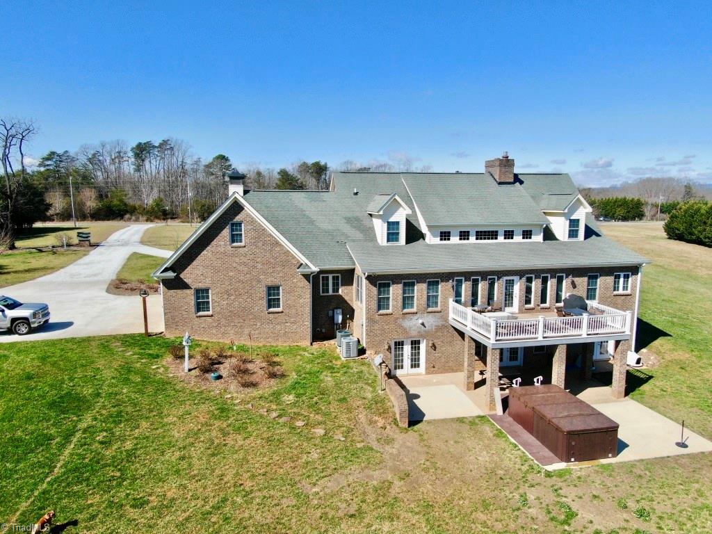 1192 Pilot-Westfield Road Pilot Mountain, NC 27041 - Photo 4 of 24 Gallery Image 4