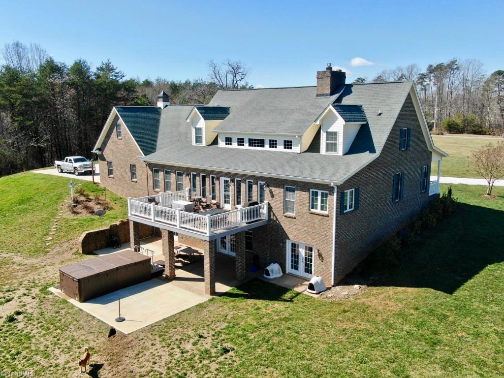 1192 Pilot-Westfield Road Pilot Mountain, NC 27041 - Photo 5 of 24 Gallery Image 5
