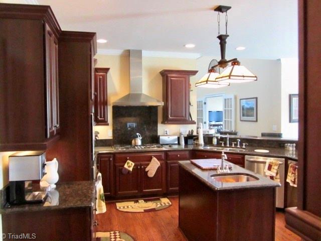 1192 Pilot-Westfield Road Pilot Mountain, NC 27041 - Photo 7 of 24 Gallery Image 7