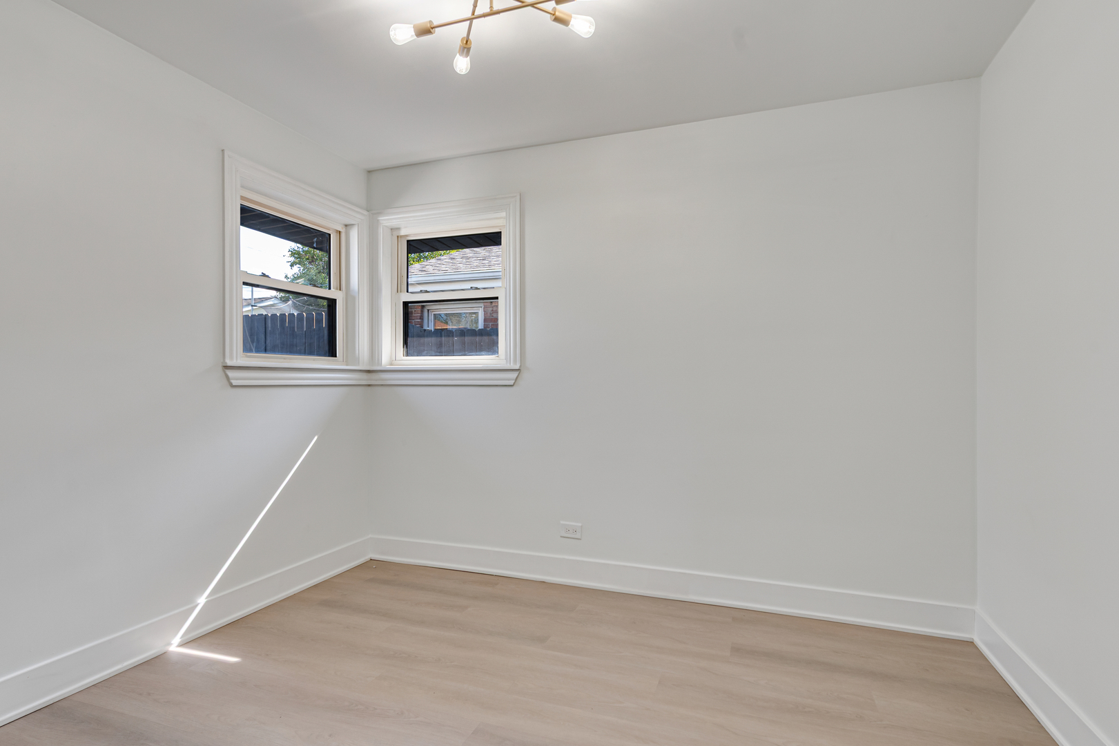 7715 South Kilpatrick Avenue Chicago, IL 60652 - Photo 15 of 24 Gallery Image 15