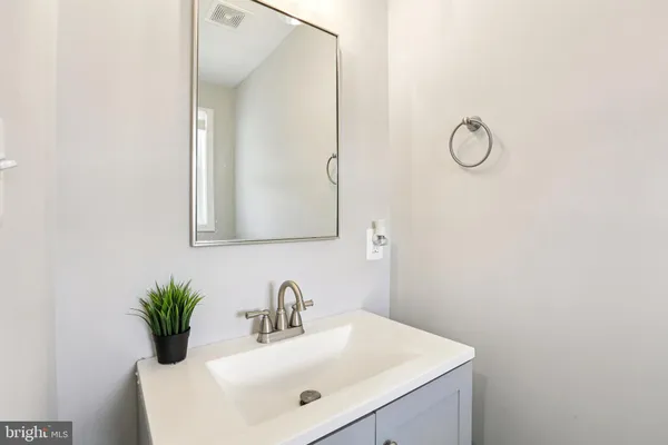 $520,000 | 139 Transverse Avenue, Middle River, MD 21220