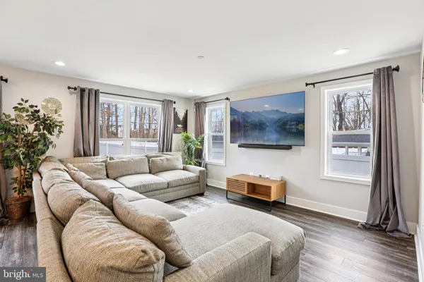 $520,000 | 139 Transverse Avenue, Middle River, MD 21220