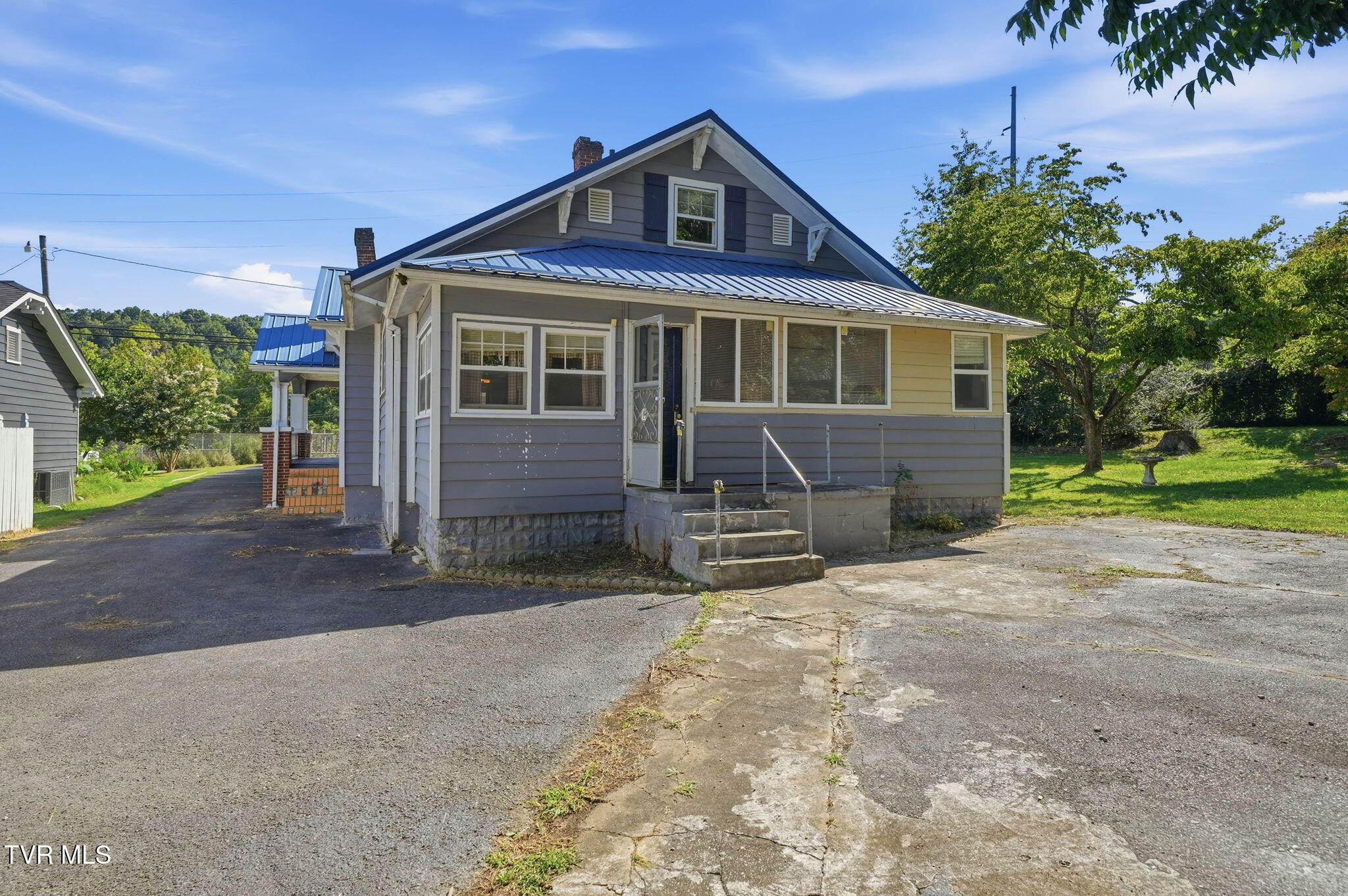 138 State Line Road Elizabethton, TN 37643 - Photo 22 of 26 Back Exterior