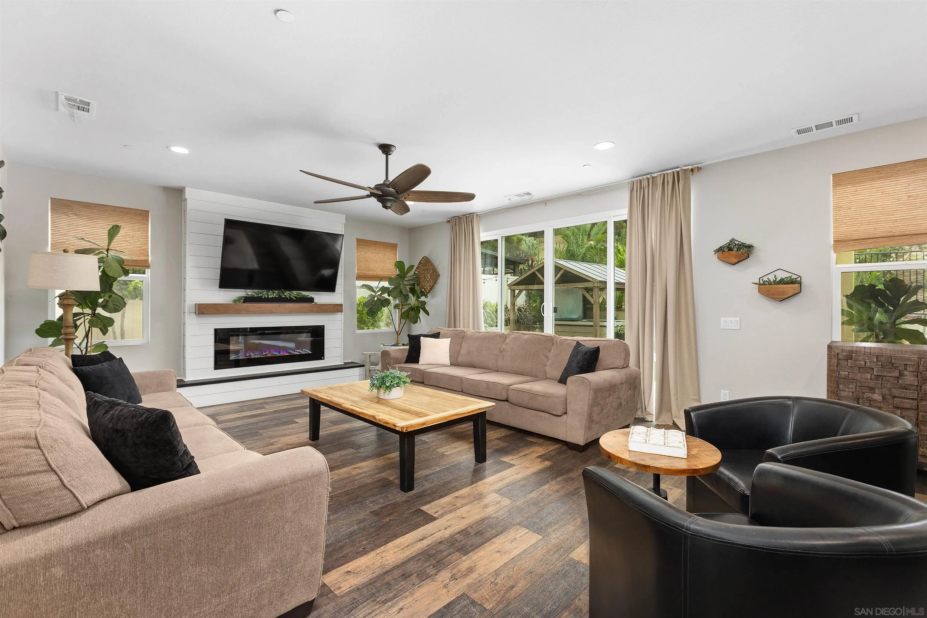 35829 Bay Sable Lane Fallbrook, CA 92028 - Photo 4 of 55 Gallery Image 4