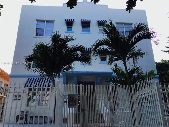 $1,650 | 820 Meridian Avenue, Unit 203, Miami Beach, FL 33139