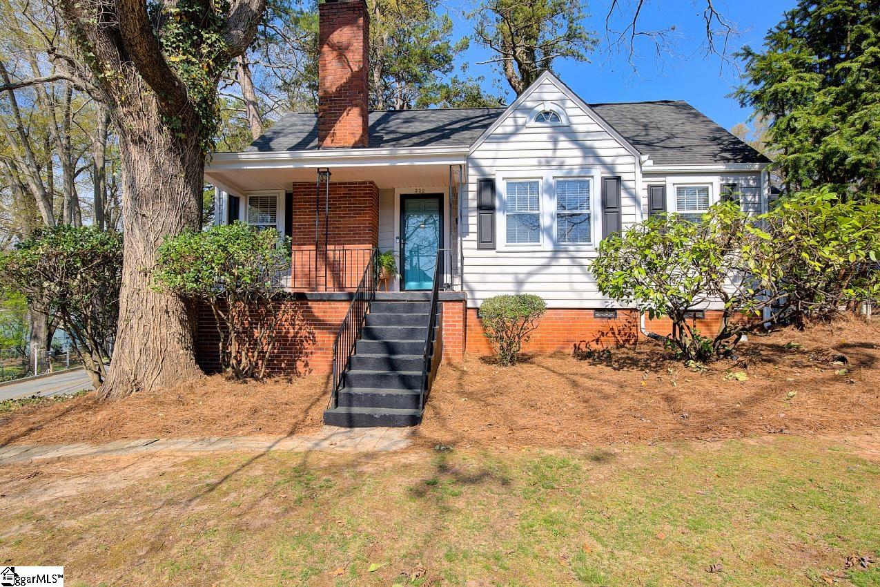 332 Grove Road Greenville, SC 29605 - Photo 1 of 43