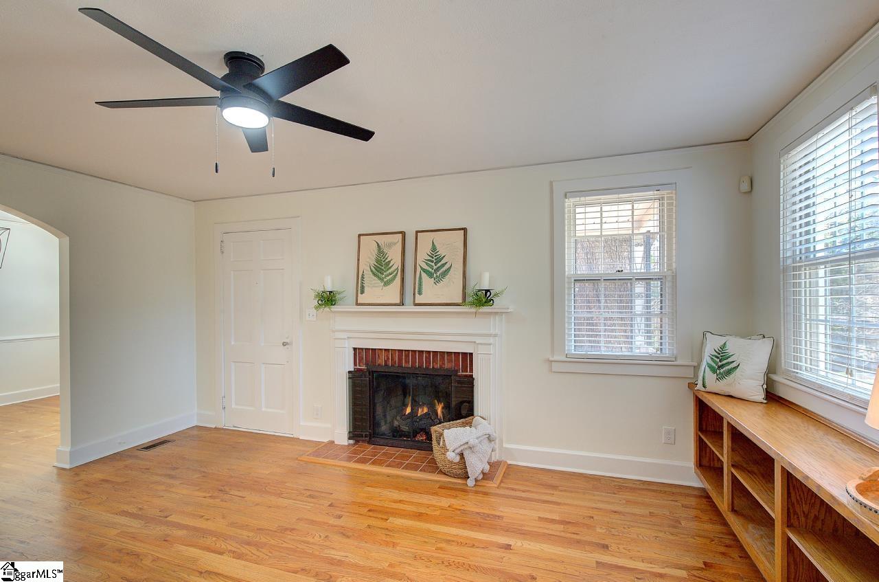 332 Grove Road Greenville, SC 29605 - Photo 11 of 43