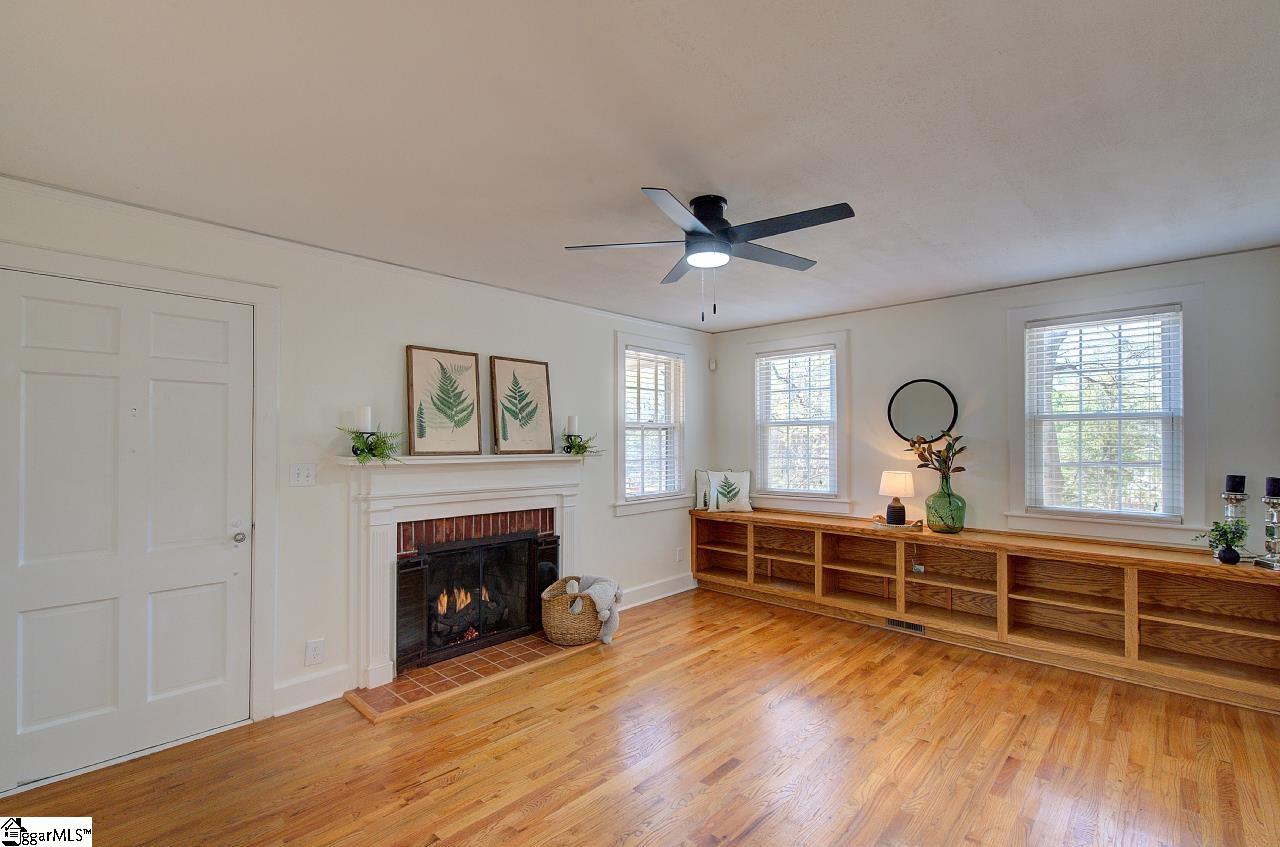 332 Grove Road Greenville, SC 29605 - Photo 12 of 43
