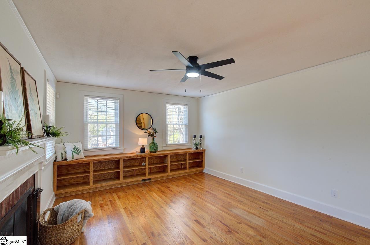 332 Grove Road Greenville, SC 29605 - Photo 13 of 43
