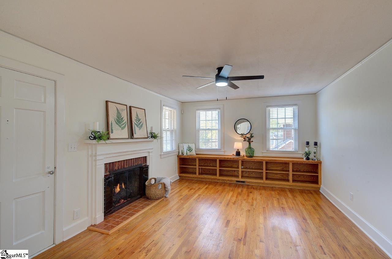 332 Grove Road Greenville, SC 29605 - Photo 14 of 43