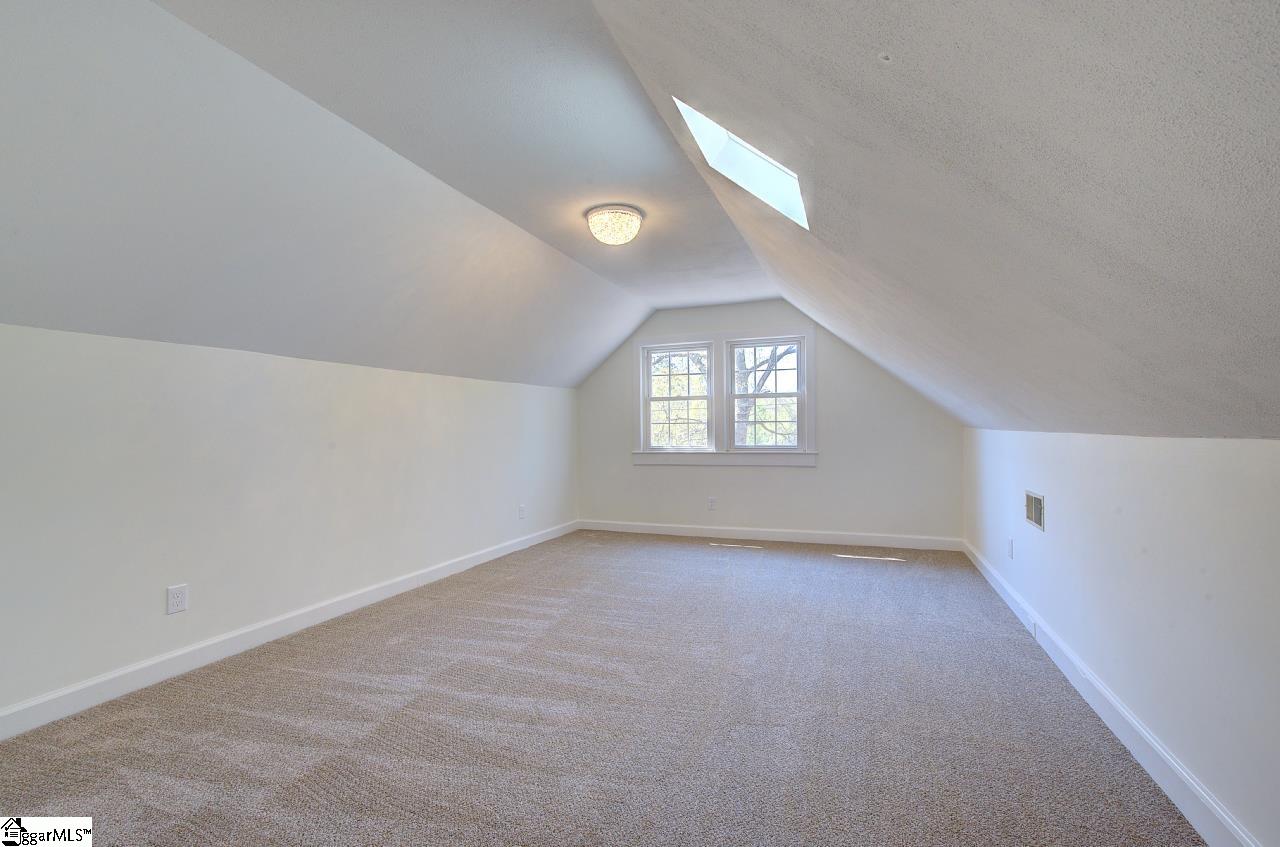 332 Grove Road Greenville, SC 29605 - Photo 29 of 43