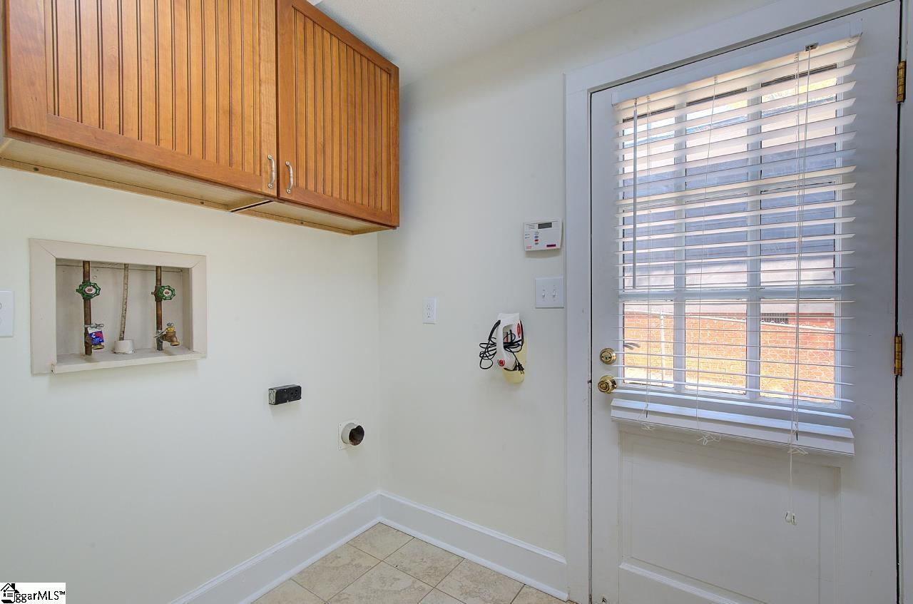 332 Grove Road Greenville, SC 29605 - Photo 35 of 43