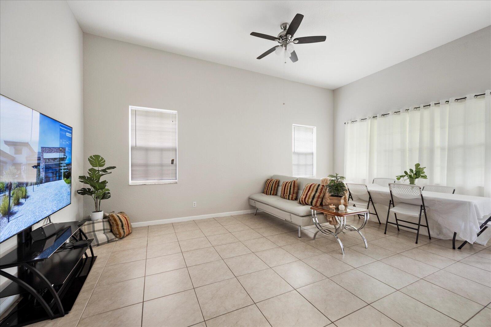 6740 Bulrush Court Greenacres, FL 33413 - Photo 13 of 30 13-DSC_5952