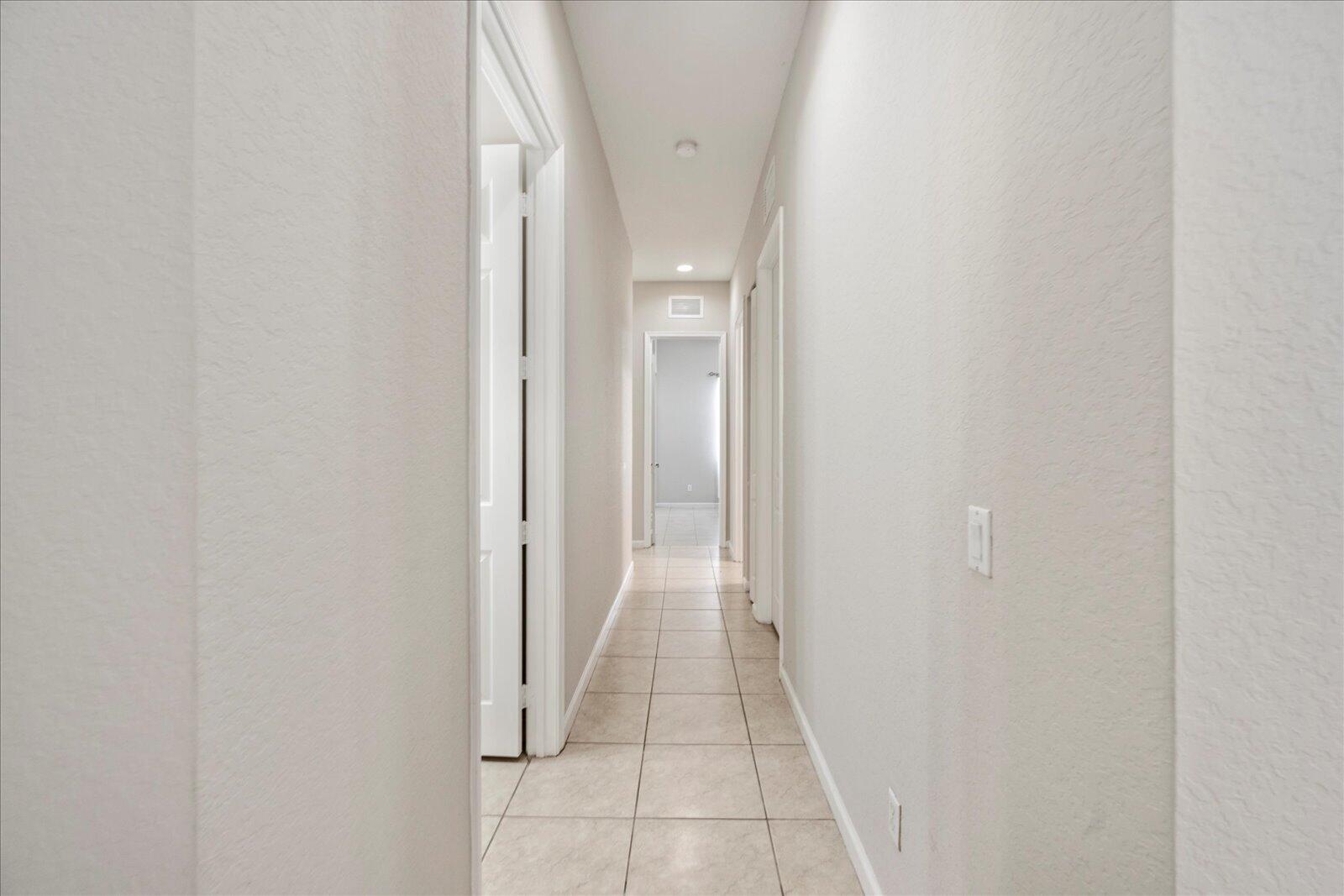 6740 Bulrush Court Greenacres, FL 33413 - Photo 16 of 30 16-DSC_5916