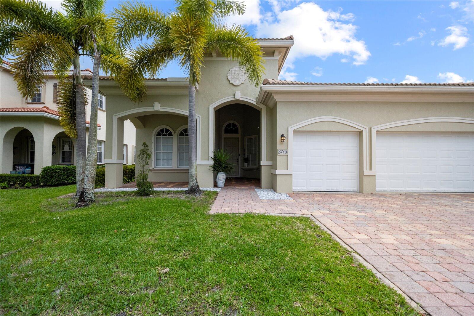 6740 Bulrush Court Greenacres, FL 33413 - Photo 3 of 30 03-DSC_5845