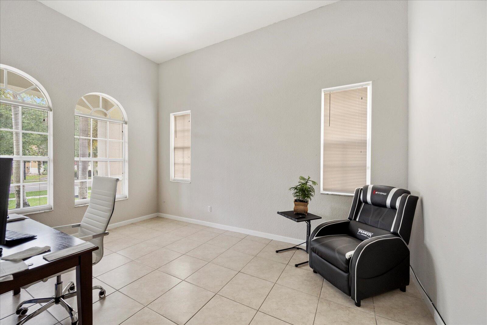 6740 Bulrush Court Greenacres, FL 33413 - Photo 5 of 30 05-DSC_5922