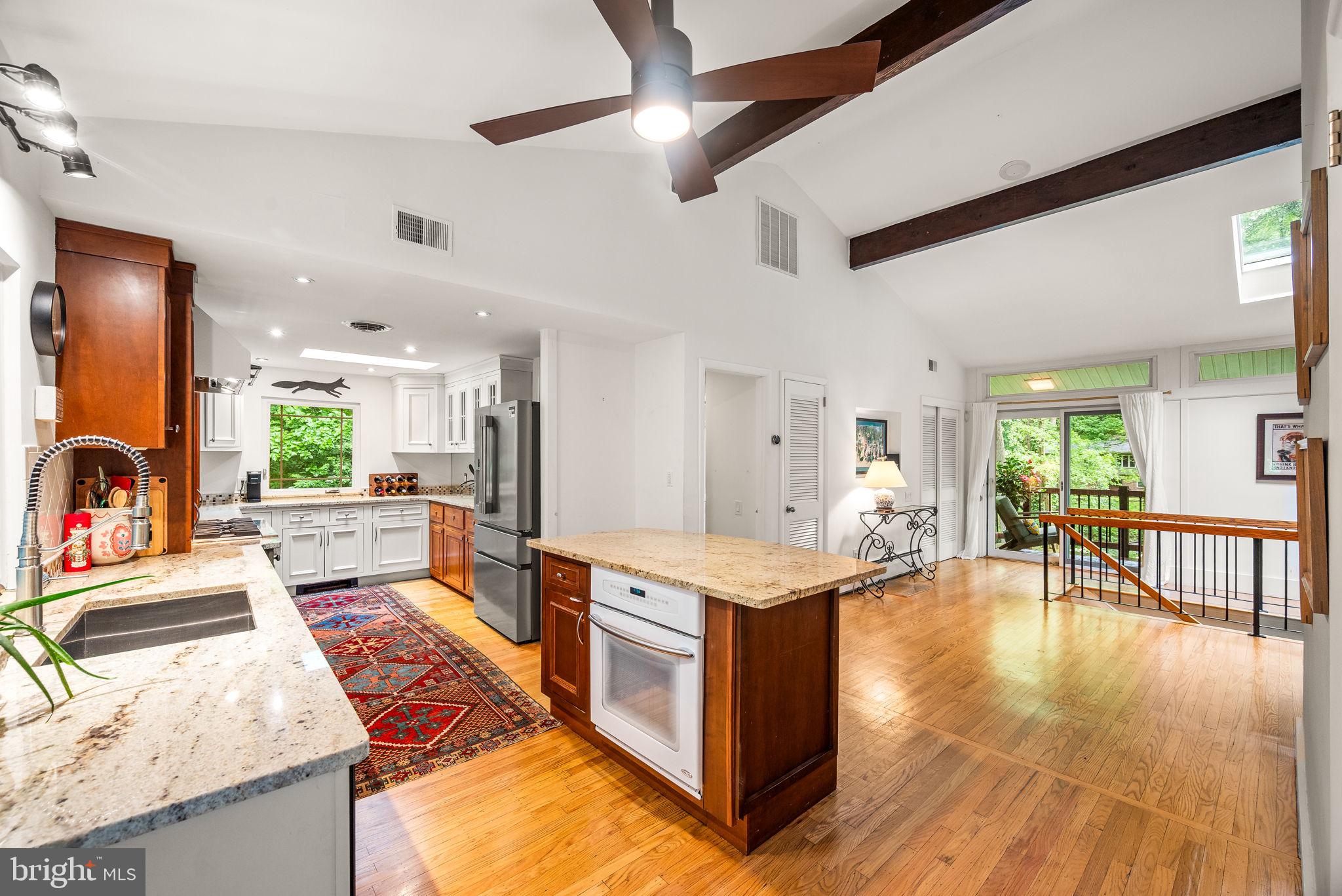 422 Oak Valley Road Media, PA 19063 - Photo 19 of 34 Kitchen open to Dining Room