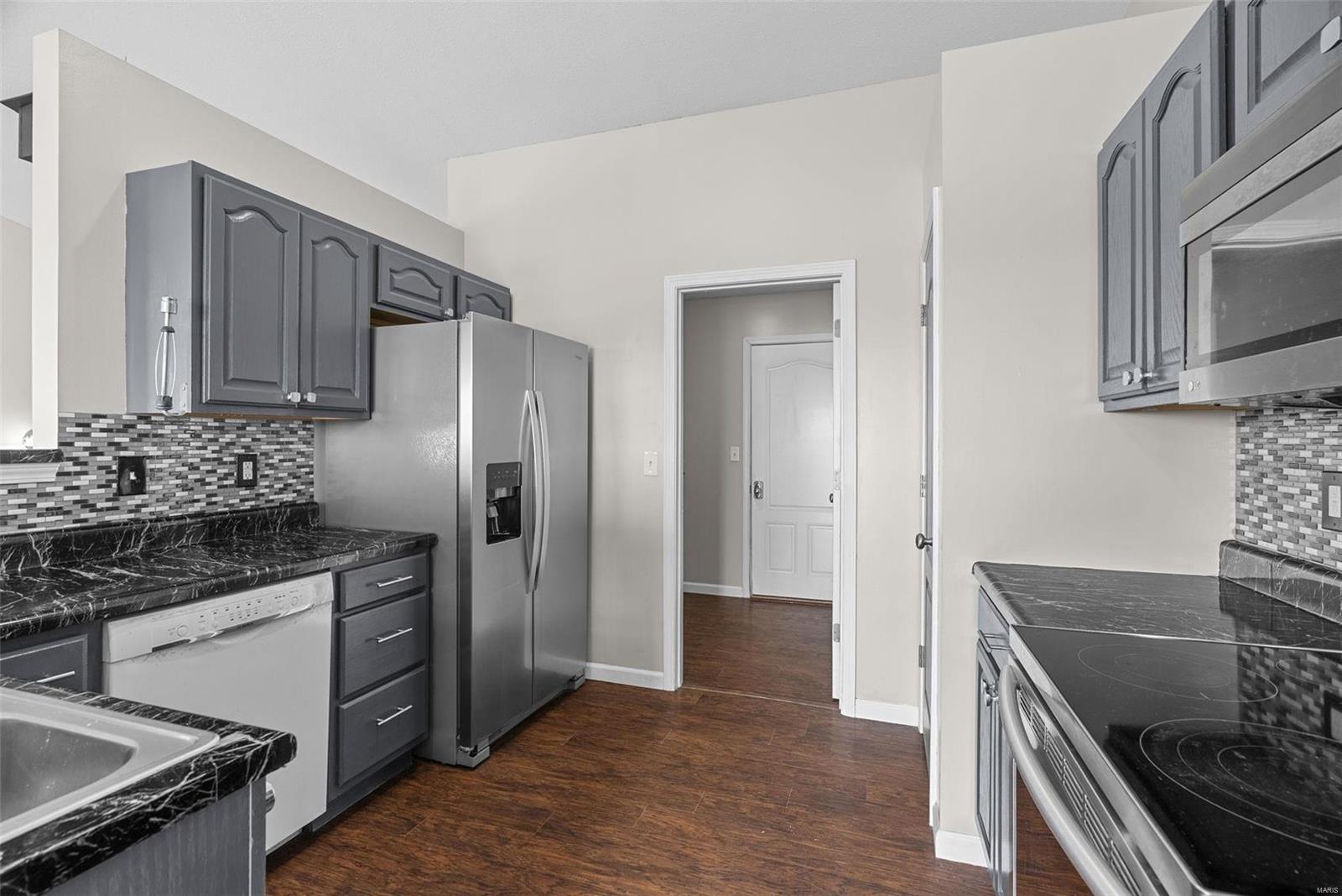 116 Hickory Trails Drive Wright City, MO 63390 - Photo 11 of 48