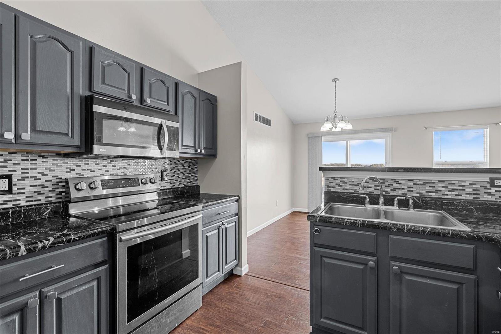 116 Hickory Trails Drive Wright City, MO 63390 - Photo 14 of 48