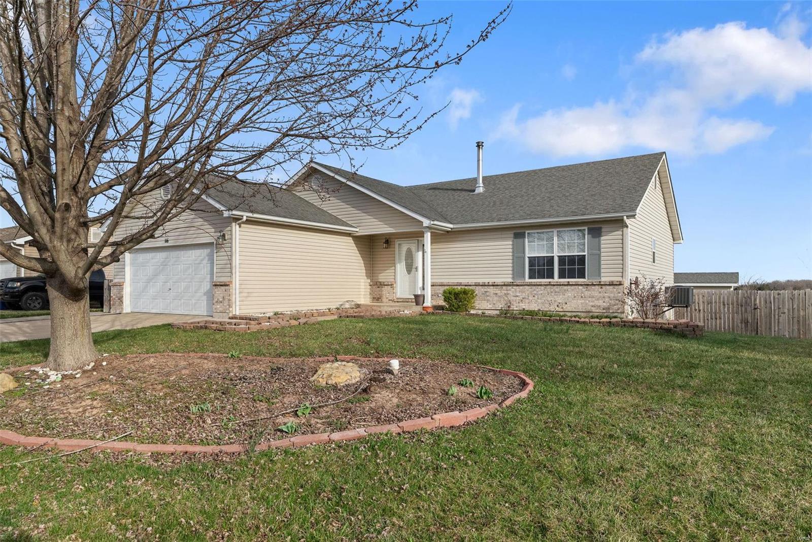 116 Hickory Trails Drive Wright City, MO 63390 - Photo 3 of 48