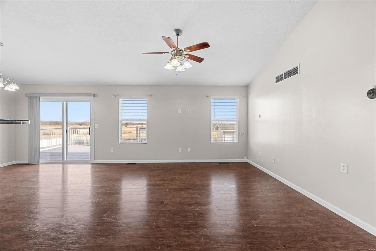 116 Hickory Trails Drive Wright City, MO 63390 - Photo 4 of 48