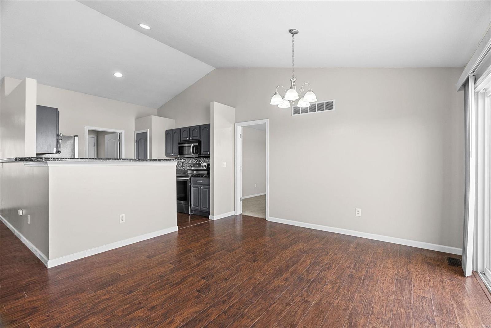 116 Hickory Trails Drive Wright City, MO 63390 - Photo 10 of 48