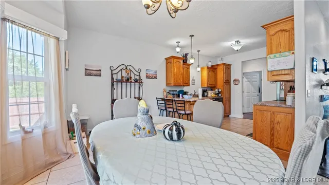 $350,000 | 115 Twisted Oaks Drive, Camdenton, MO 65020