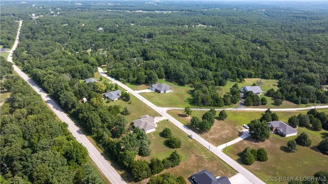 $350,000 | 115 Twisted Oaks Drive, Camdenton, MO 65020